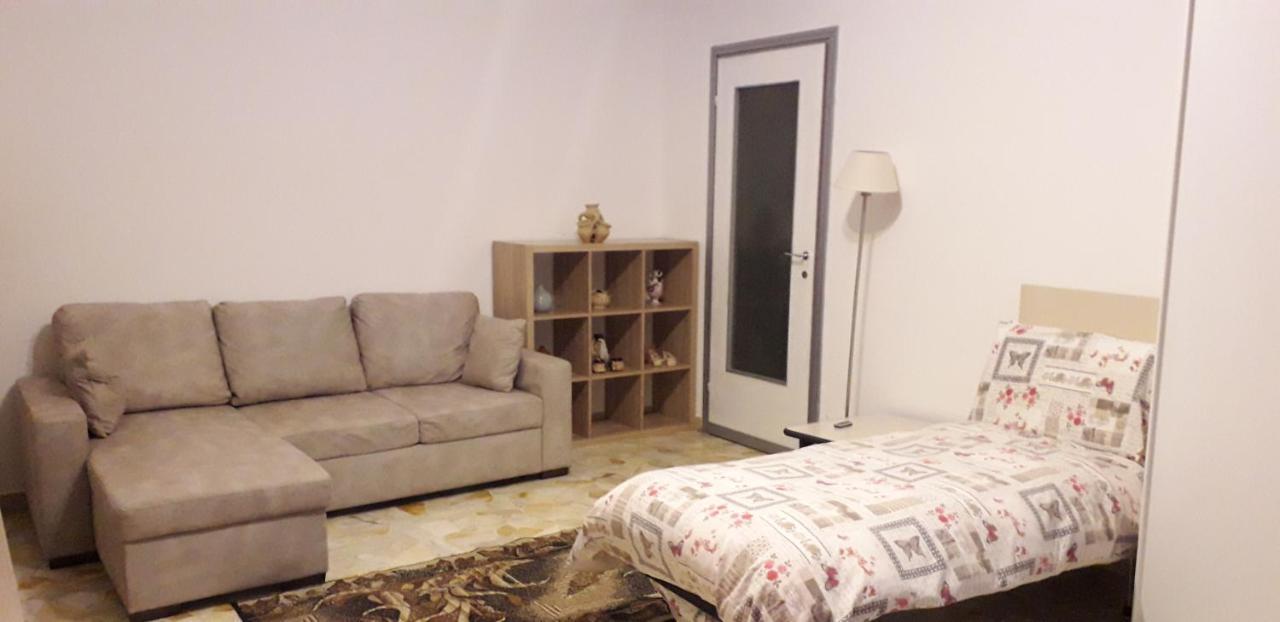 Anko B&B Olgiate Comasco Екстериор снимка