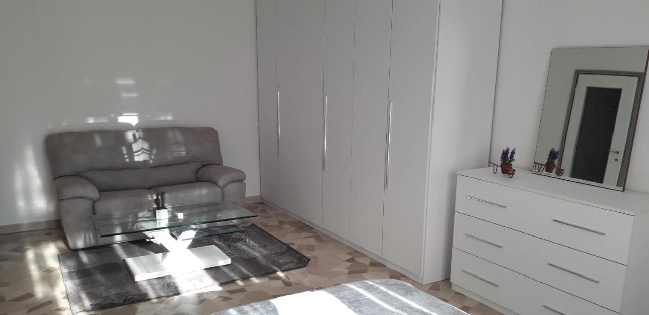 Anko B&B Olgiate Comasco Екстериор снимка